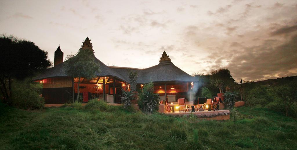 Safari Lodge- Reserva de Amakhala Exterior foto